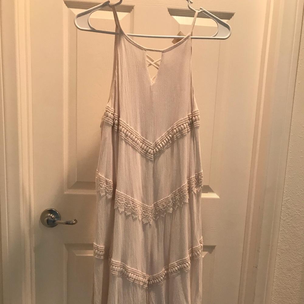 Dress with lace detail